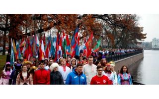 Наши волонтёры в сердце праздника!